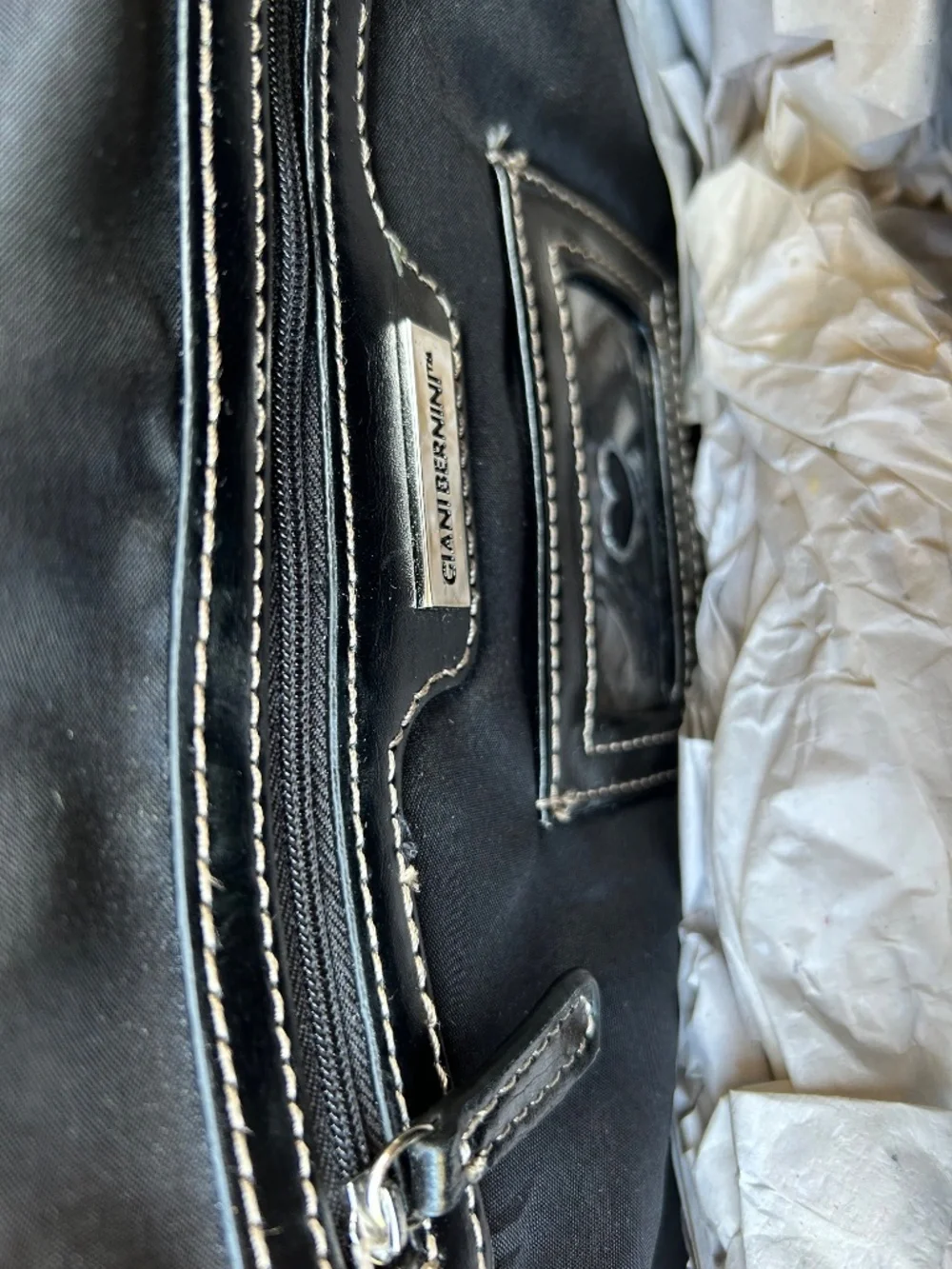 NWT, Giani Bernini Black Leather Purse